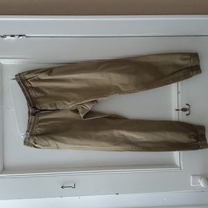 Men's casual pull on drawstring pants.